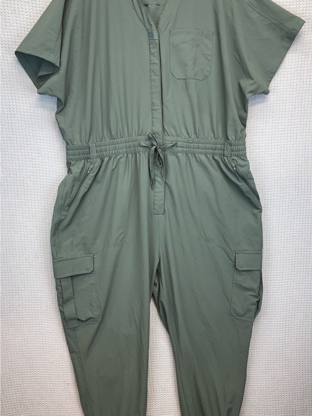 Wink Renew Women’s 7 Pocket Cargo Scrub Jogger Jumpsuit Olive Green Size 2X EUC